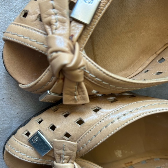 Stuart Weitzman Sandal - Picture 7 of 7